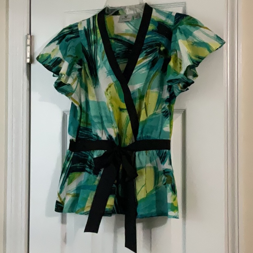 Women's Green Patterned Top with Black Accents